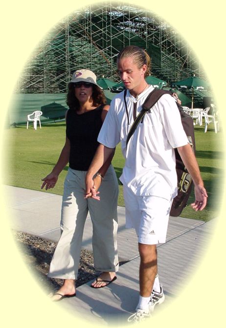 supporting boyfriend Xavier Malisse of Belgium at ATP Orlando 2000  2000 TennisHit.com