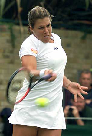 Wimbledon 2000: 2R def. Shaughnessy 7-6 (7-1) 6-2